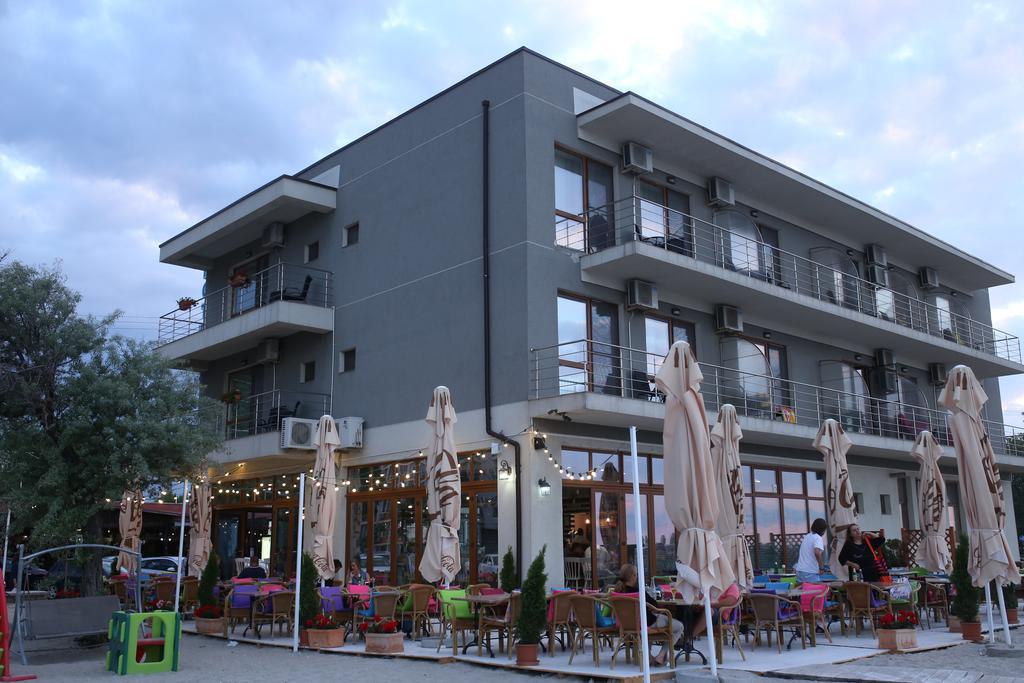 Hotel Agapi Мамая Екстериор снимка